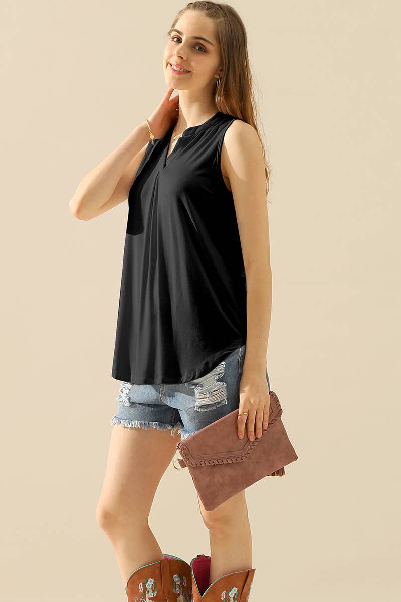 JOHNNY COLLAR SLEEVELESS BLOUSE