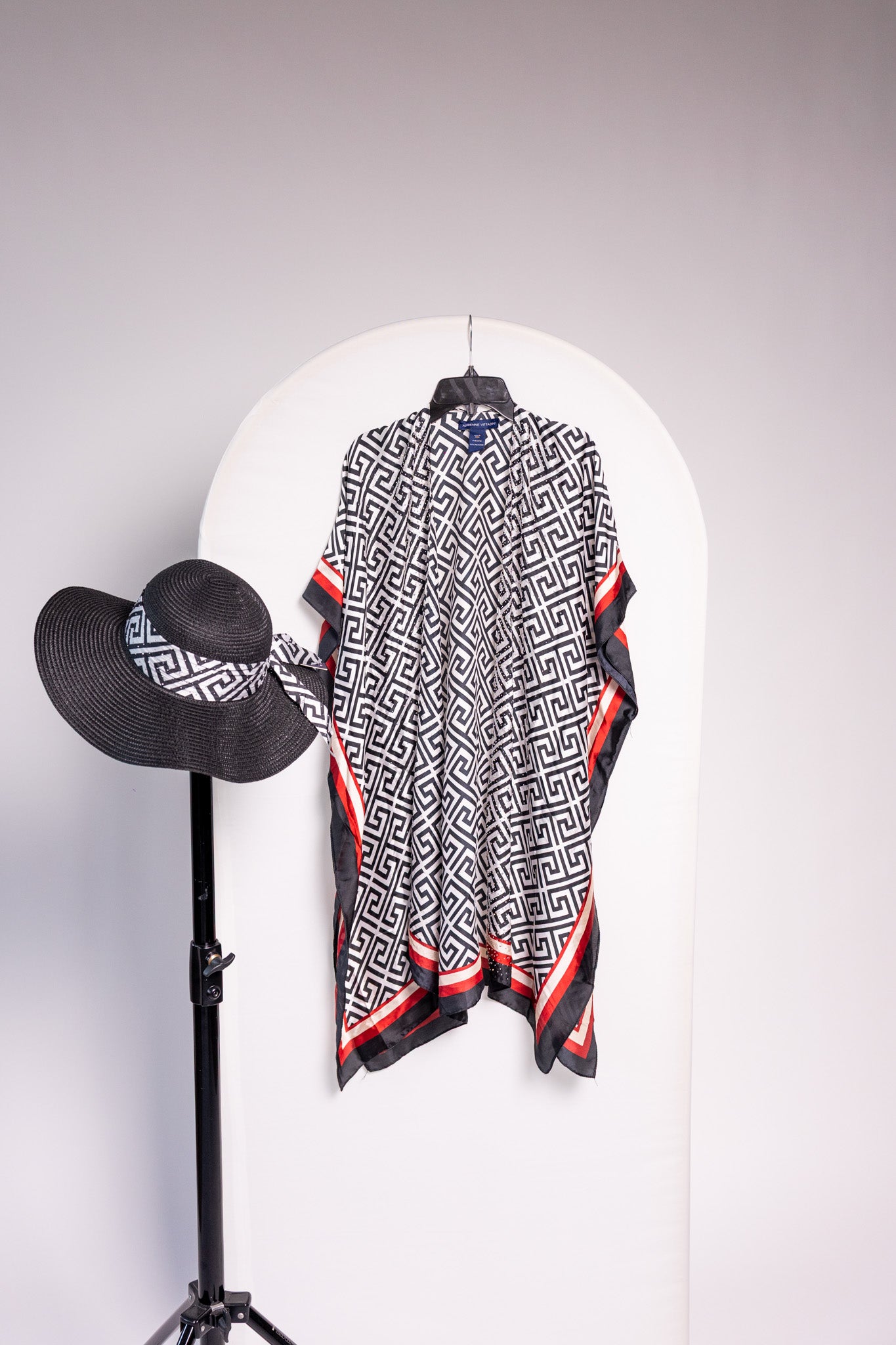 Women's Kimono and Hat Set